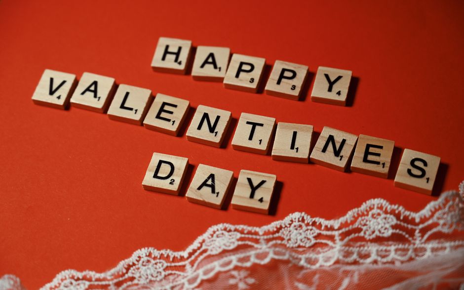 22 guest valentine's day activities that keep the room lively