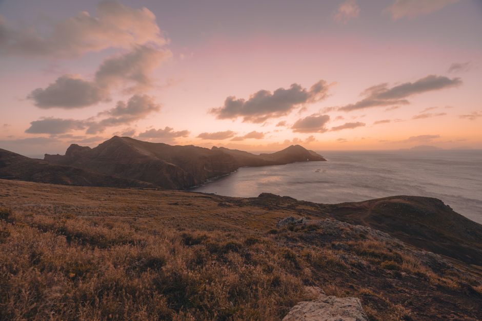 Sunrise Viewpoint for a budget-aware traveler — travel · Solo Travel