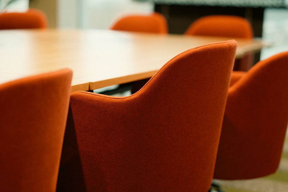 Meeting-Free Block with a creative companion — lifestyle · Productivity