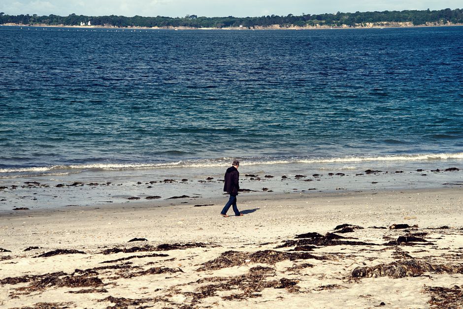 Beach Stroll during a quiet evening — wellness · Walking & Outdoor