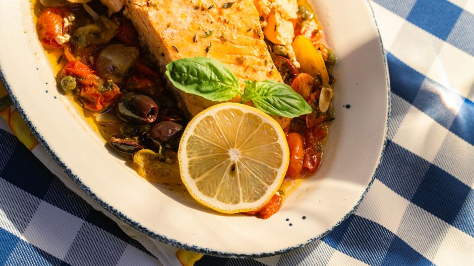 Lemon Herb Salmon for one pan cleanup — food · Dinner Ideas