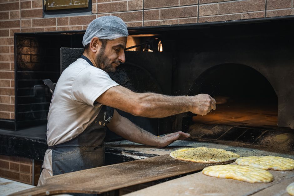 Za’atar Pita Crisps with roasted chickpeas — food · Snacks