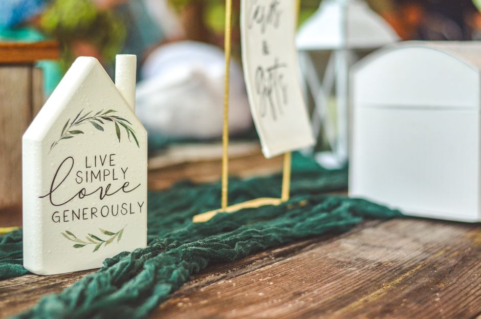 Guestbook Alternative around a music-led moment — celebrations · Weddings