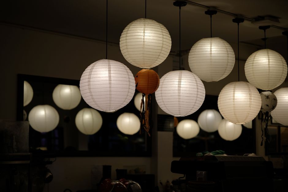 Paper Lantern for a thoughtful gift — diy-creativity · Paper Crafts