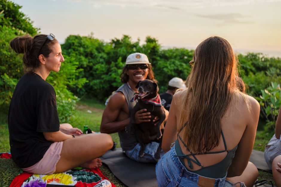Sunset Picnic around a family tradition — celebrations · Valentine's Day