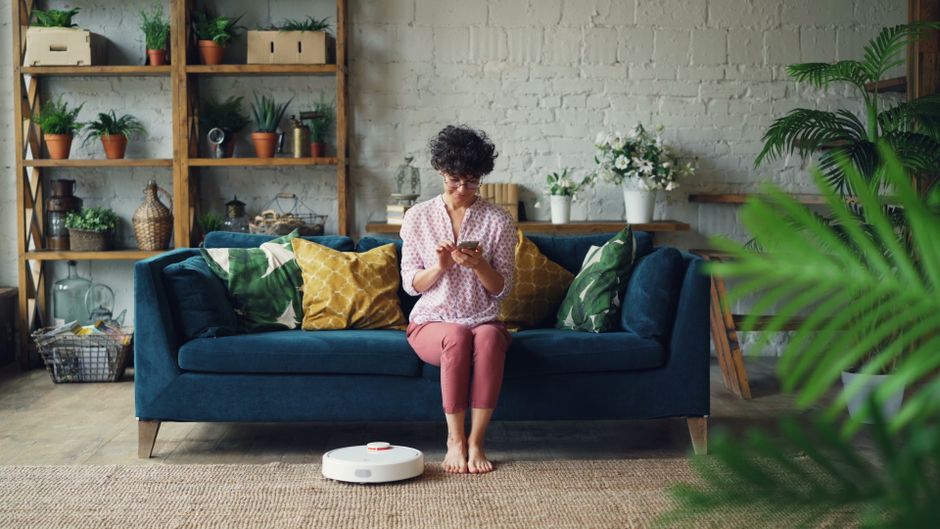 21 Robot Vacuum ideas for a useful desk upgrade