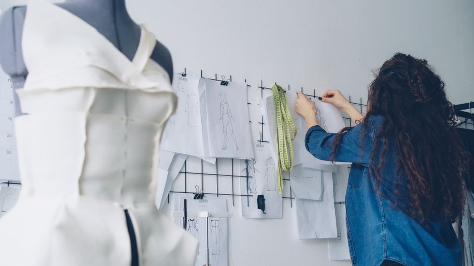Fabric Memo Board with a storage purpose — home · DIY
