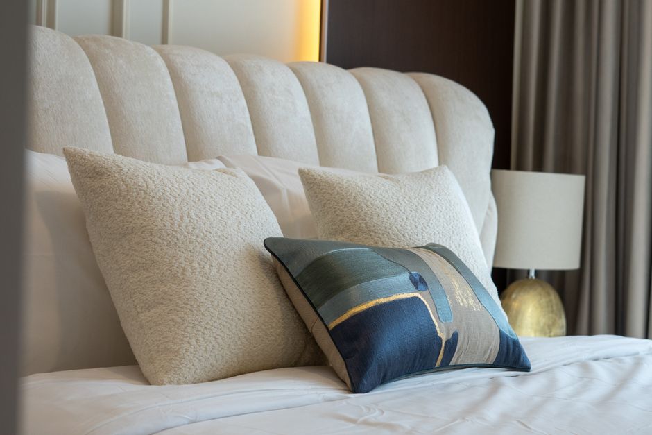 Layered Pillows with a space-saving arrangement — home · Bedrooms