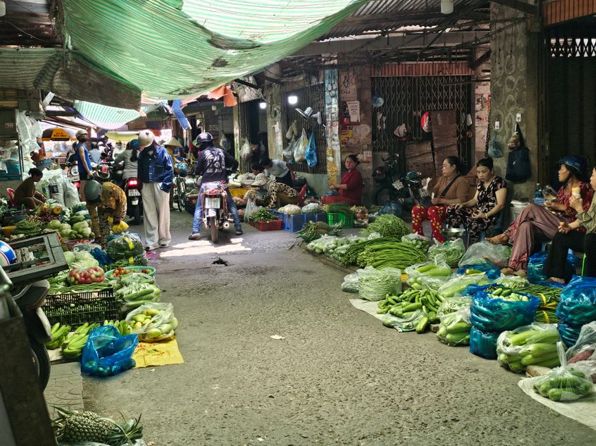Local Market Loop with a museum break — travel · Solo Travel