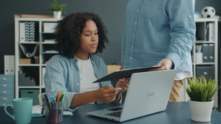 digital-cleanup work & career projects worth an hour for a smoother handoff — smart-life · Work & Career