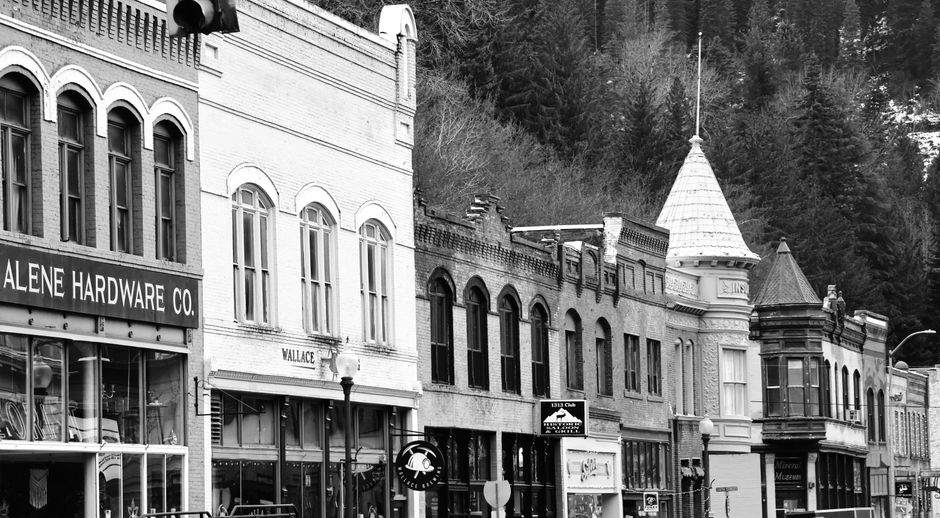Small-Town Main Street with a local-only flavor — travel · Weekend Getaways