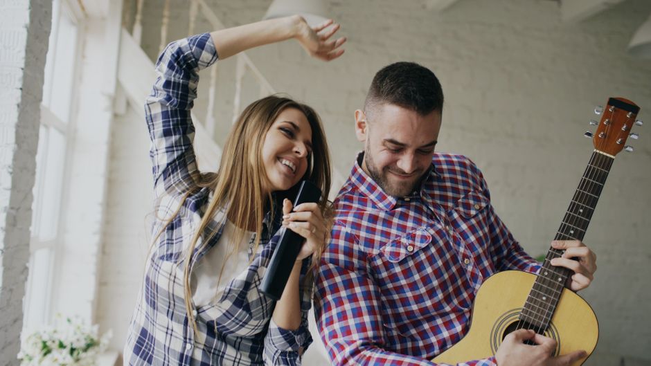Road-Trip Singalong for a larger group — entertainment · Music