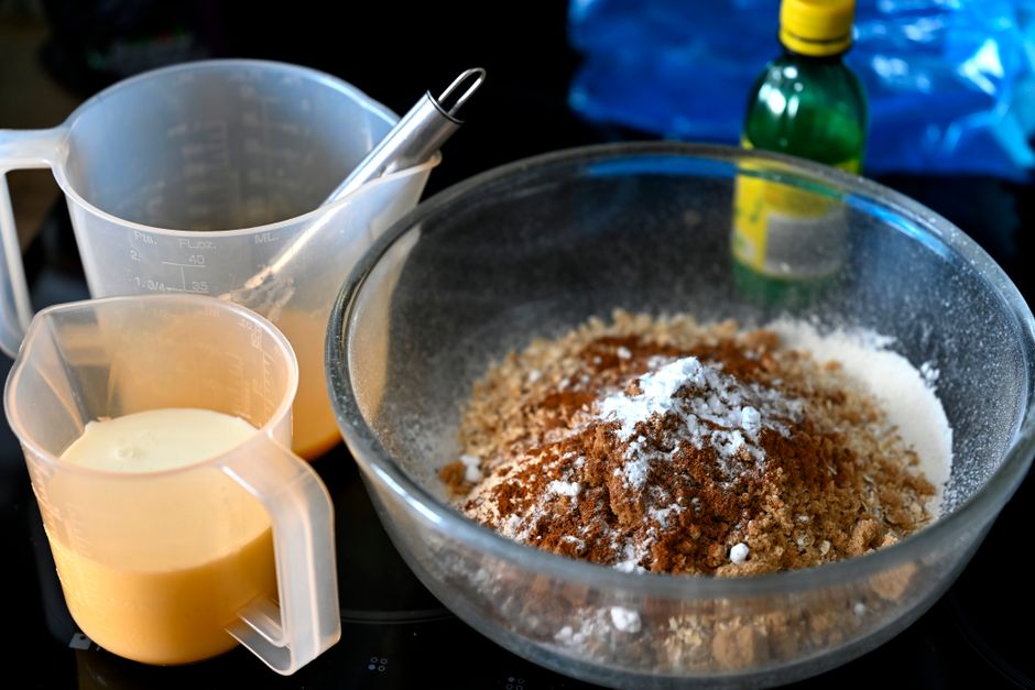 Orange Olive Oil Cake with cinnamon sugar — food · Desserts