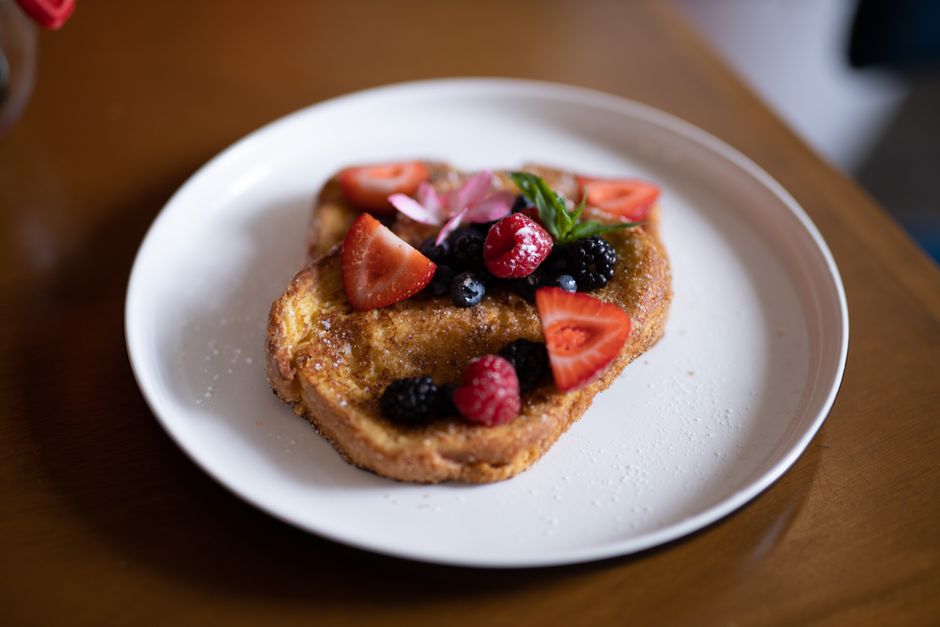 Cozy Brunch with a simple hosting timeline — celebrations · New Year's