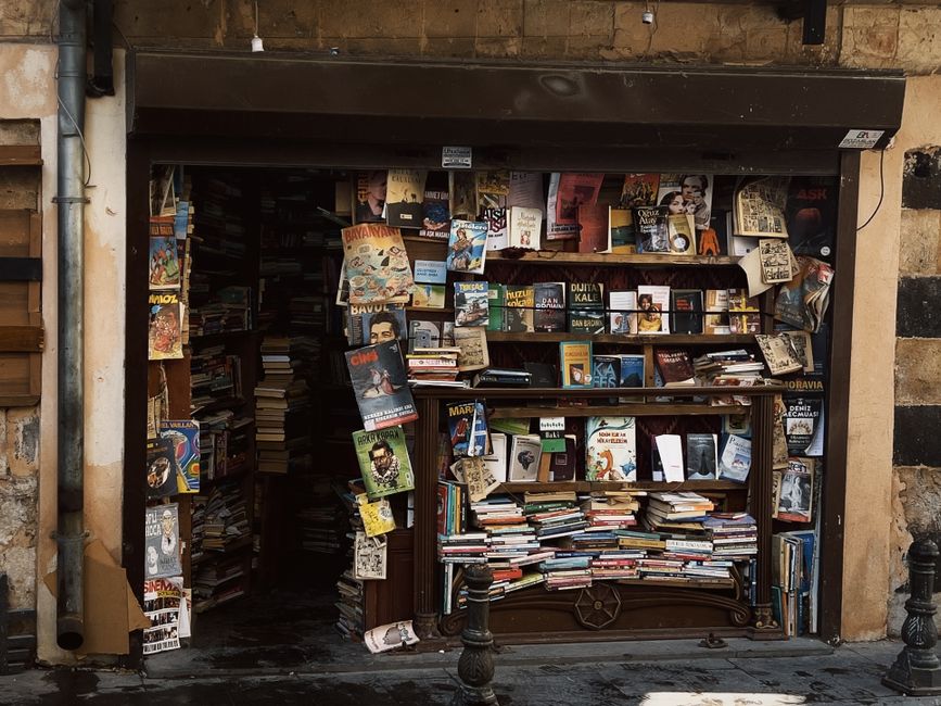 24 Bookstore Challenge ideas for a lively group night