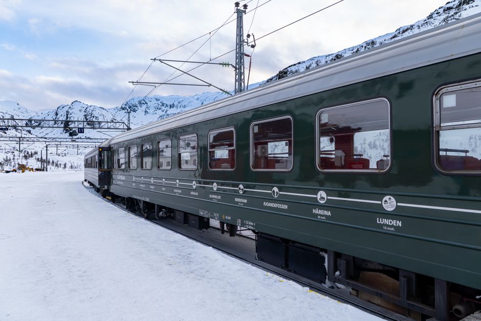 Scenic Train Ride for travelers who love history — travel · Couples Travel