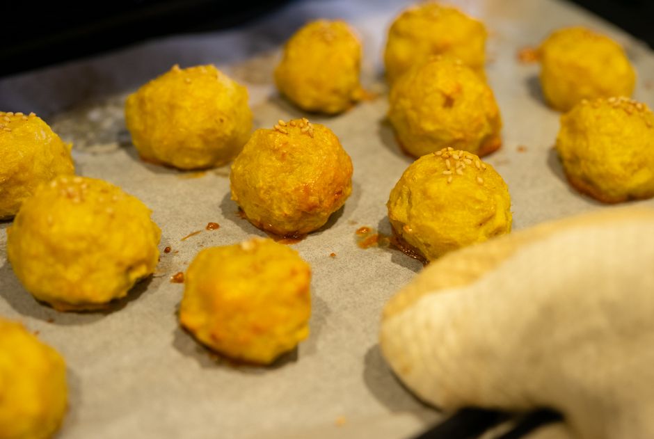 Baked Falafel Bites with a cheese board pairing — food · Party Food