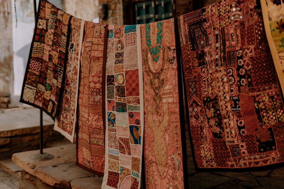 Fabric Wall Hanging with a layered-paper effect — diy-creativity · Crafts