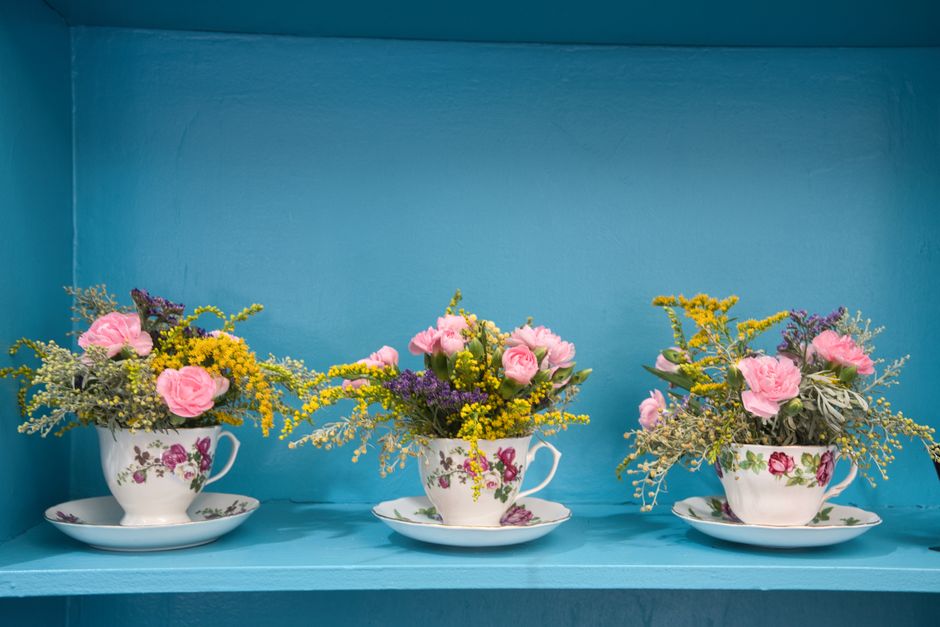 Garden Tea Party around a mystery challenge — entertainment · Party Ideas