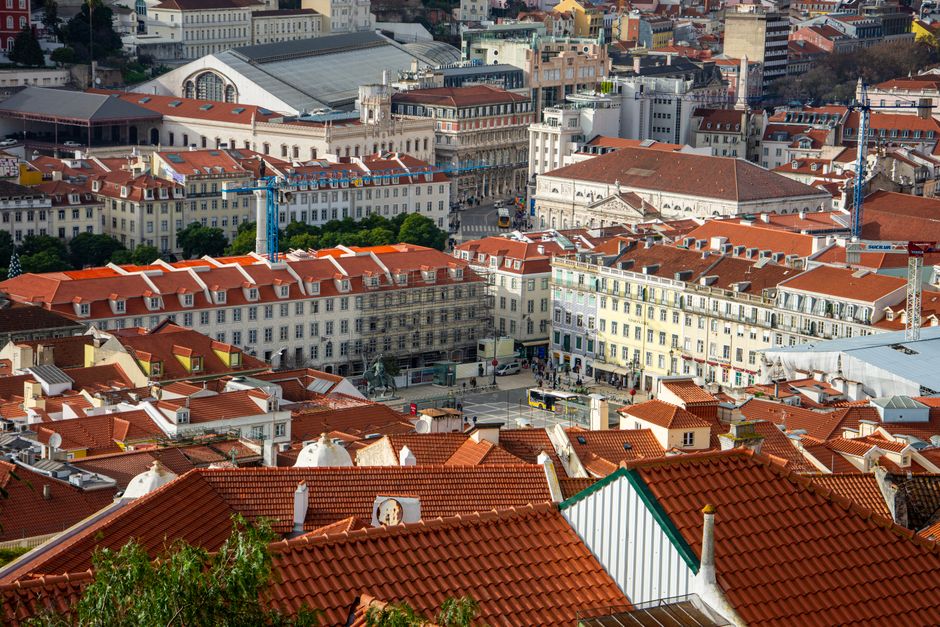 Rooftop Viewpoint for an early-morning start — travel · City Trips