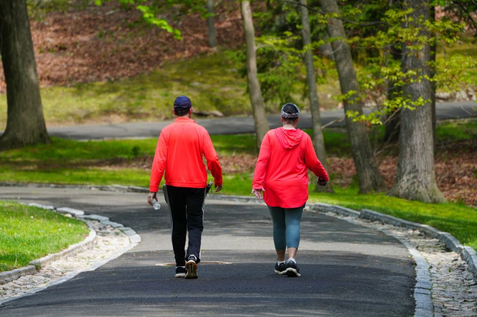21 daily walking & outdoor resets that take only a few minutes