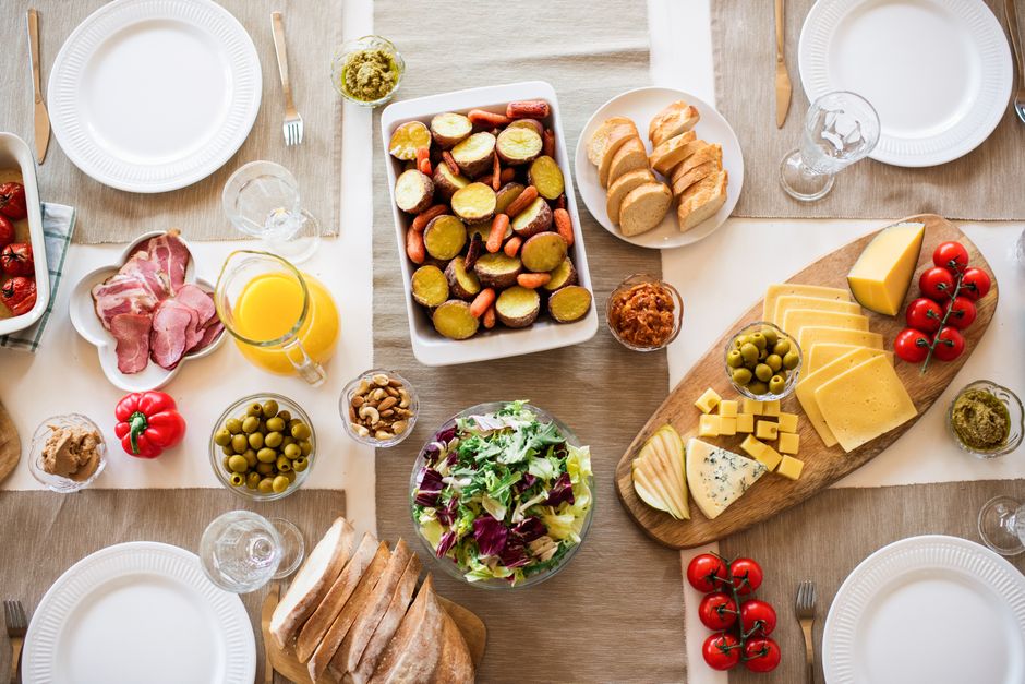 25 Potluck Lunch ideas for experimenting with color