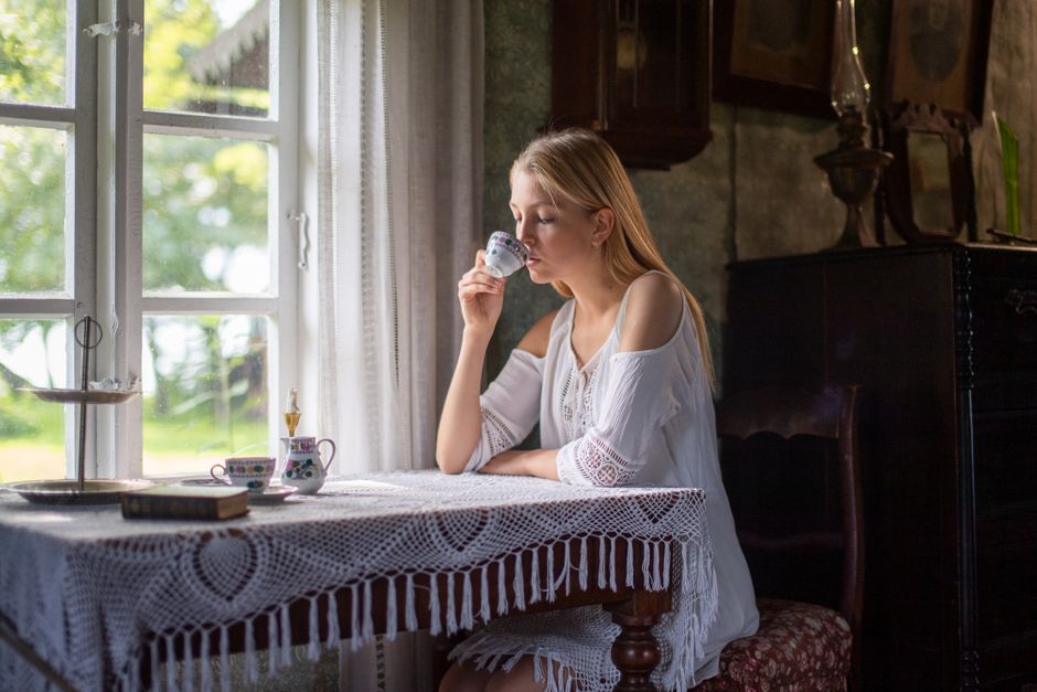 Slow Tea Ritual with a body-scan moment — wellness · Relaxation