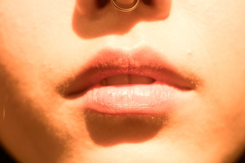 Glossy Lip Routine for a more intentional morning — lifestyle · Beauty