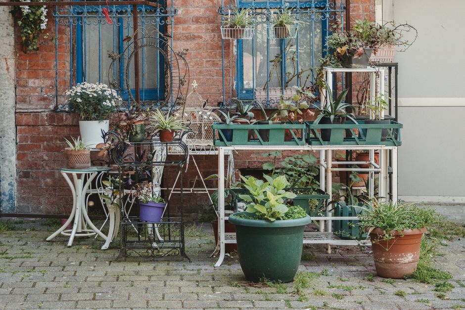clever garden & outdoor storage moves with a space-saving arrangement — home · Garden & Outdoor