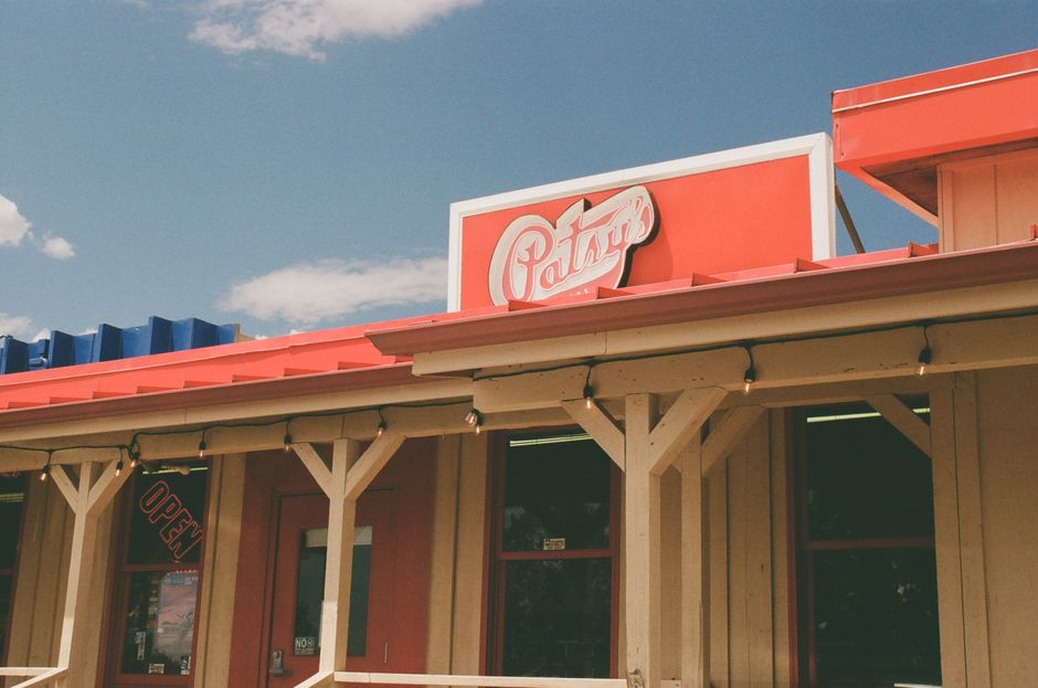 Classic Diner Stop for a weekend without rushing — travel · Road Trips