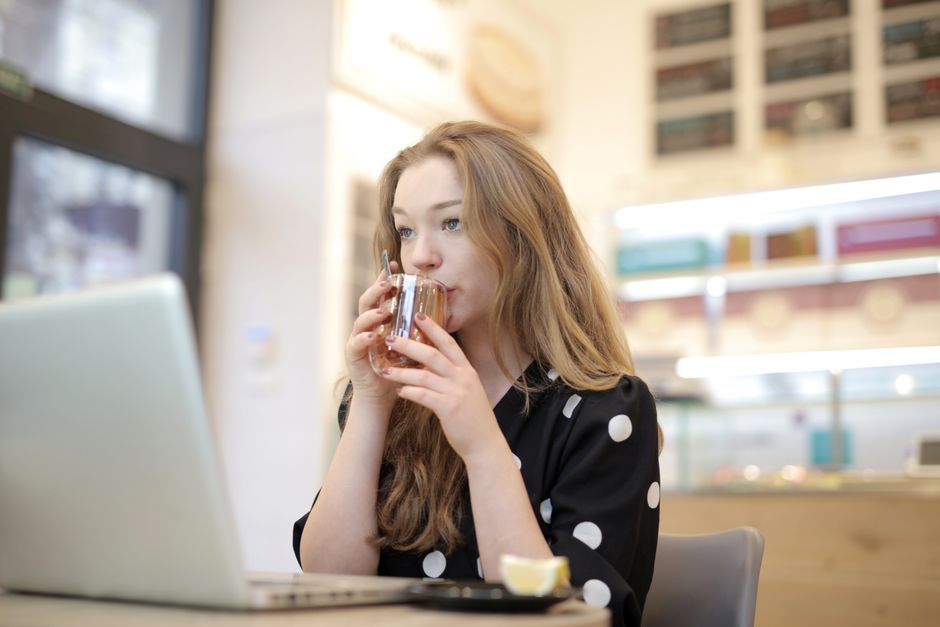 Single-Task Tea with a calming tea ritual — wellness · Mindfulness