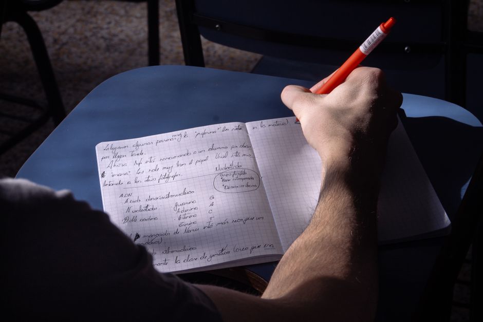 Shadow Study with a layered-paper effect — diy-creativity · Photography