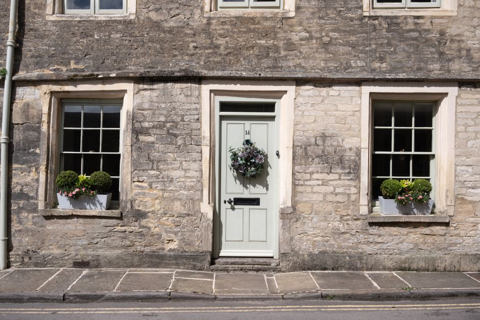Front-Door Greenery with a grown-up finishing detail — celebrations · Christmas