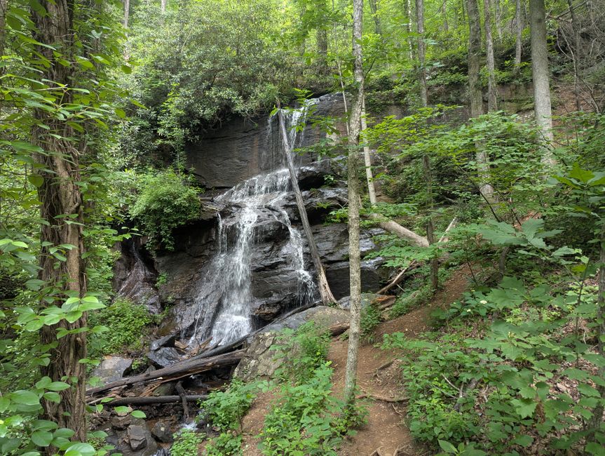 Easy Waterfall Trail with a golden-hour viewpoint — travel · Family Travel