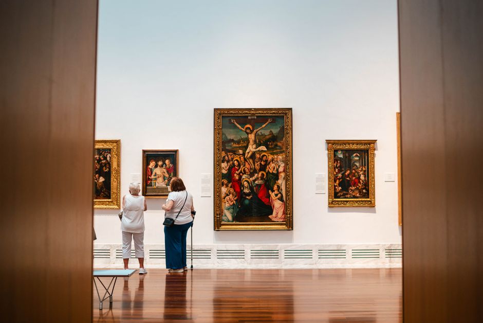 Visit A Small Museum for a small apartment — entertainment · Things to Do