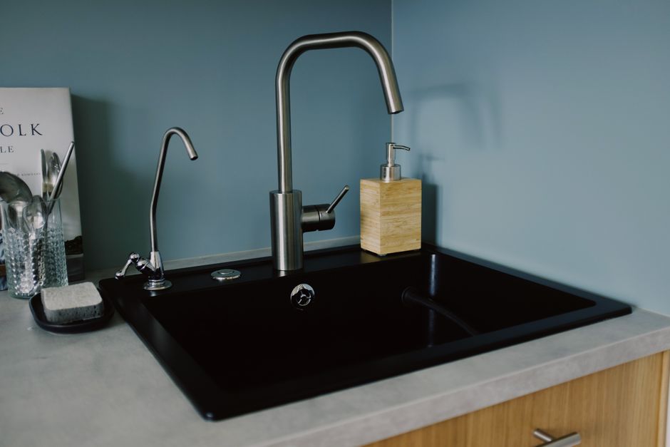 Under-Sink Trick for a busy family — home · Home Hacks