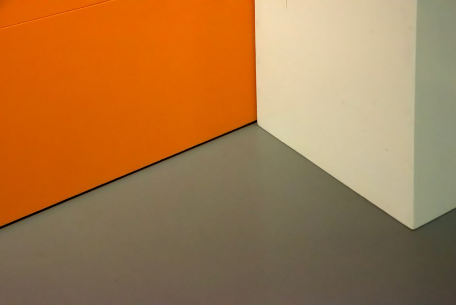 Geometric Color Field with a hand-painted finish — diy-creativity · Art & Painting