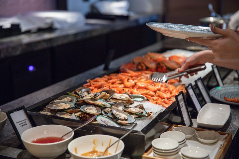20 Buffet Station ideas for meaningful keepsakes