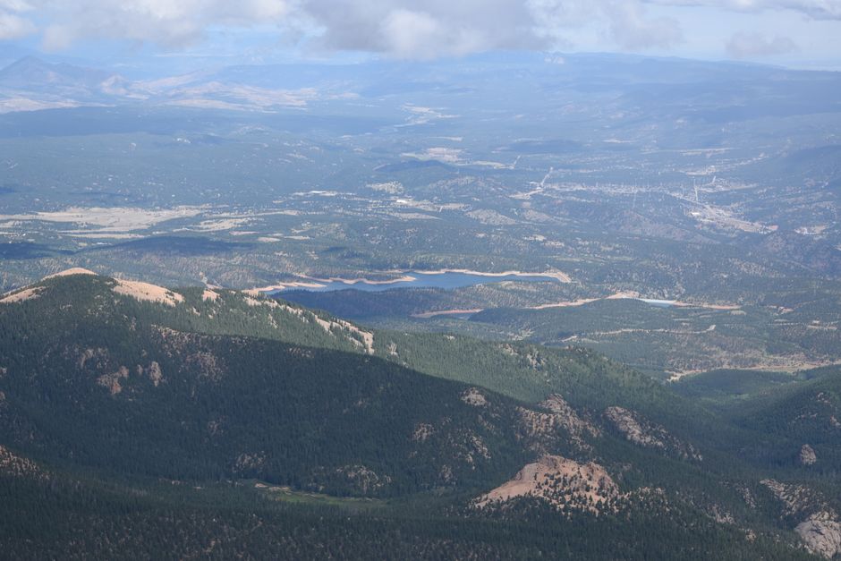 Lake Pullout around a farmers market — travel · Road Trips