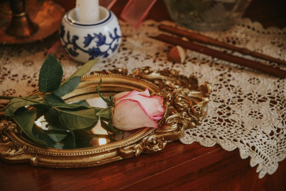 25 Old-Frame Tray ideas