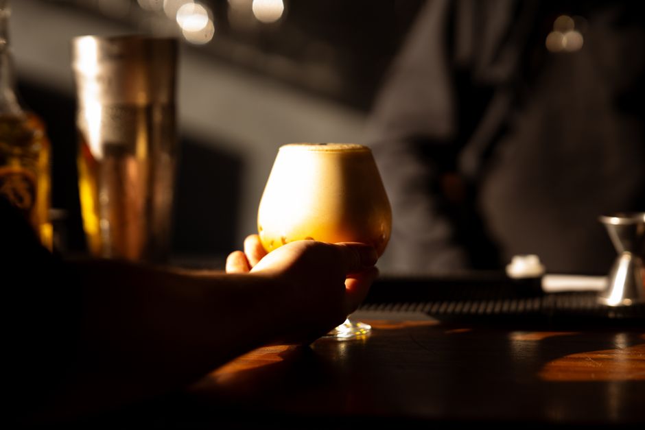 Craft-And-Cocktail Evening with an audience-participation moment — entertainment · Party Ideas