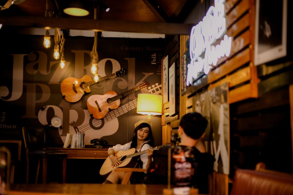 Acoustic Evening with a creative finale — entertainment · Music