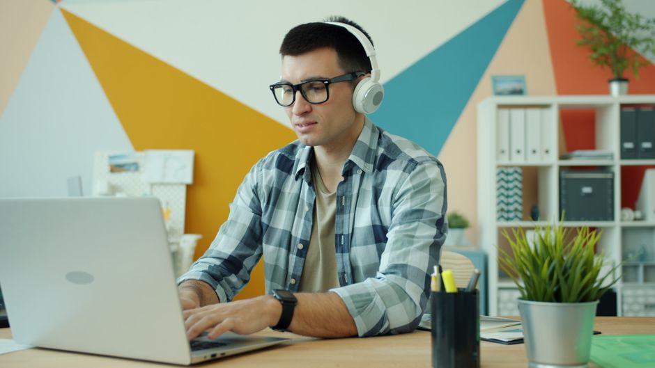 privacy-minded work & career habits to build now with one-tap automation — smart-life · Work & Career