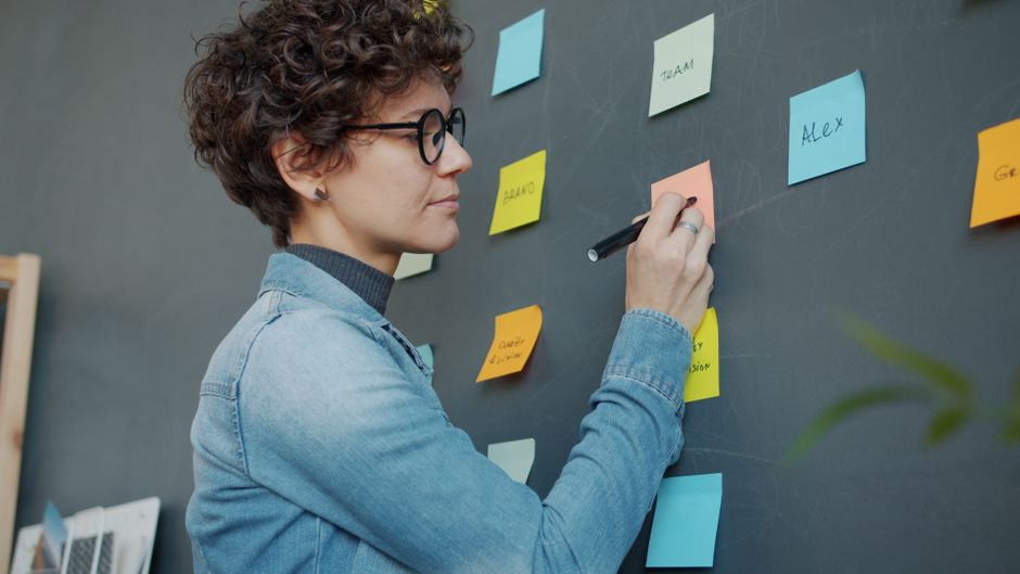 Brainstorming Board with a cleaner home screen — smart-life · AI