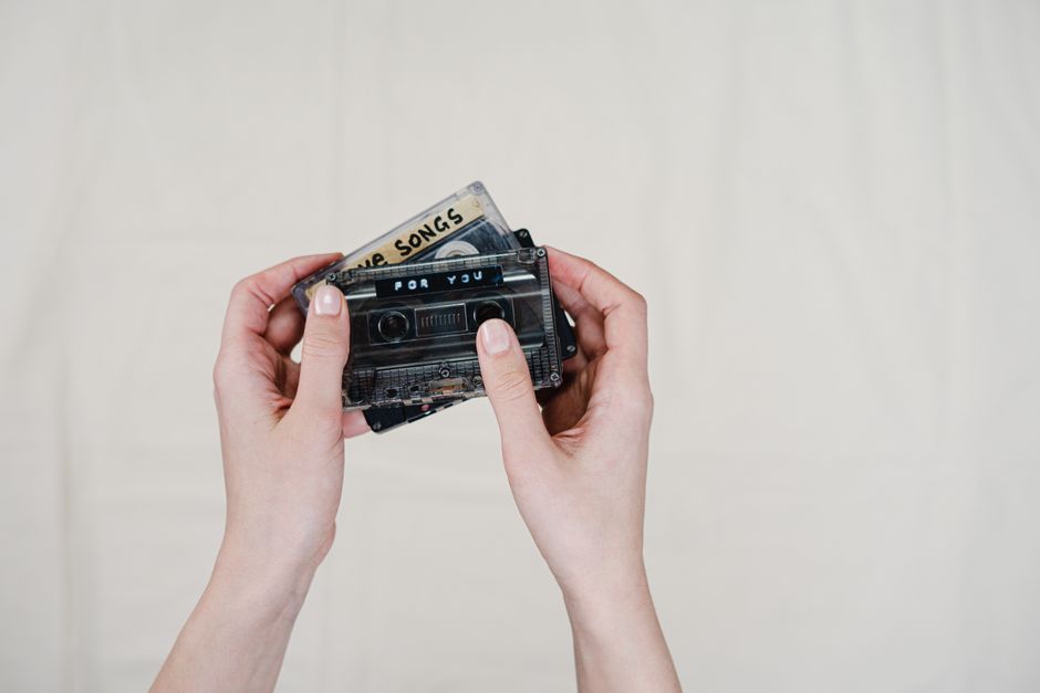 Shared Playlist for a screen-light evening — lifestyle · Relationships