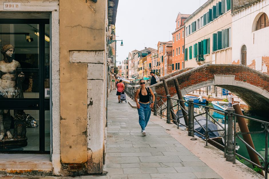 Audio Walking Tour for a flexible itinerary — travel · Solo Travel