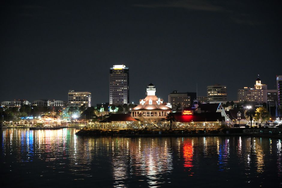 Harbor Dinner around a waterfront walk — travel · Couples Travel