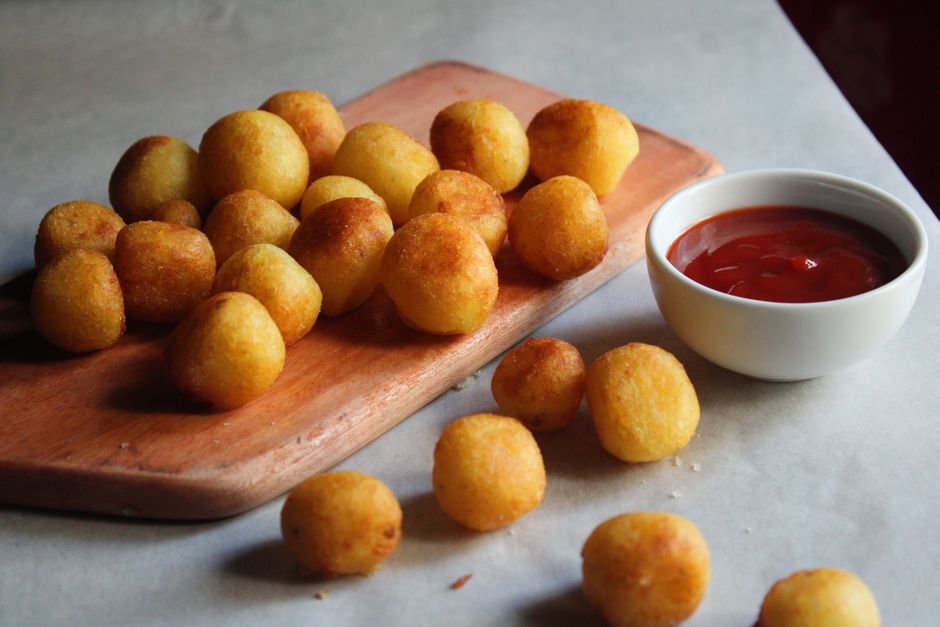 Loaded Potato Bites for a holiday appetizer table — food · Party Food