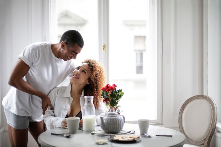 Love-Note Breakfast with a nostalgic detail — celebrations · Valentine's Day