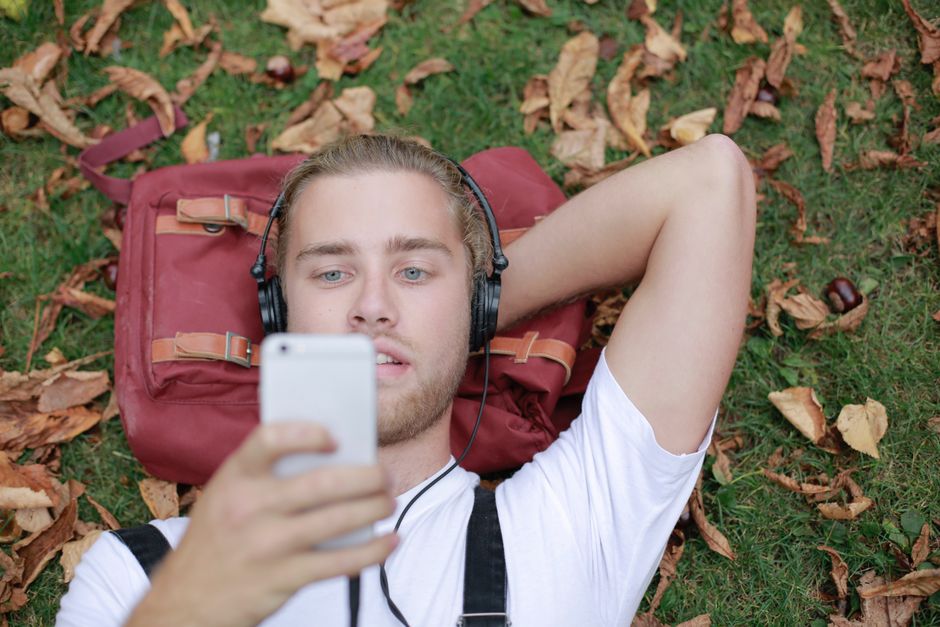 One-Minute Listening with a calming scent — wellness · Mindfulness